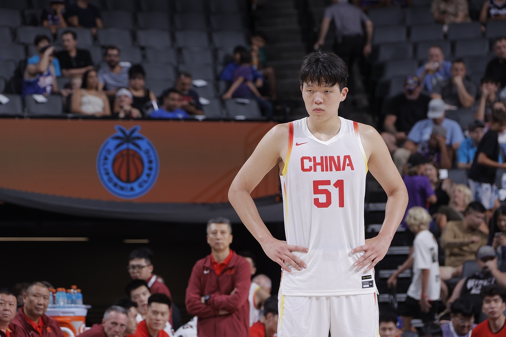九游体育登录-媒体人：当杨瀚森、曾凡博、赵维伦等队员回归男篮 这画面多美好