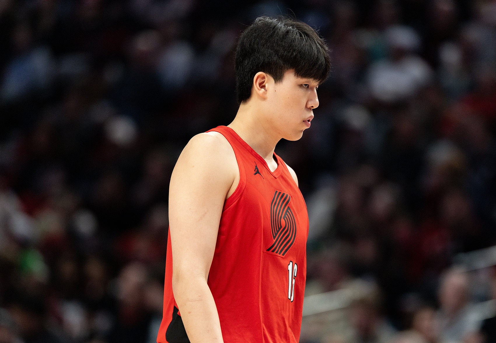 九游体育下载-杜马斯之子谈杨瀚森：首轮秀没球打就该去发展联盟 不该板凳坐穿