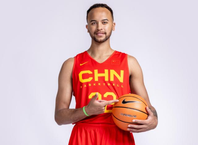 九游体育下载-李凯尔首秀11分 乔帅遭驱逐 中国男篮不敌意大利